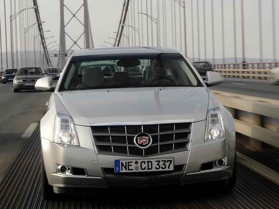  Cadillac CTS 2007 года  (EU) (фото 3 из 25)